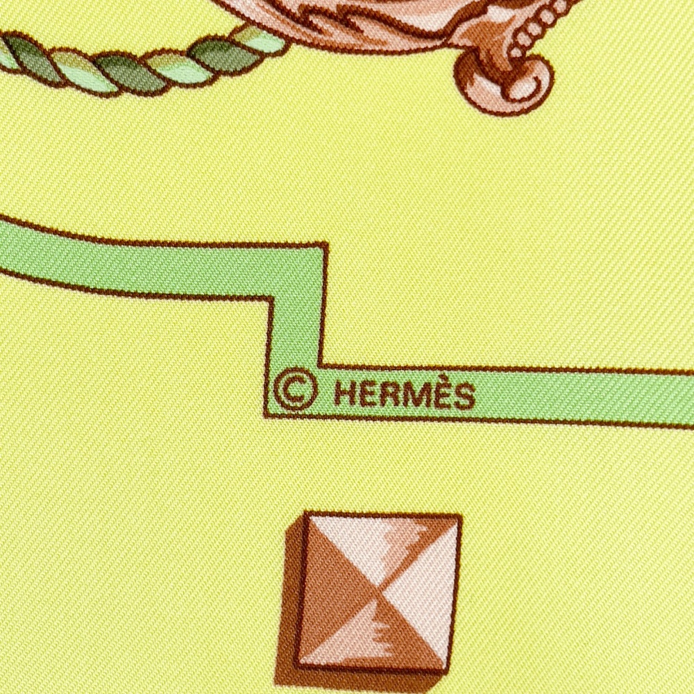 NWT Hermes Scarf "Les Clés" in Yellow - Picture 4 of 8
